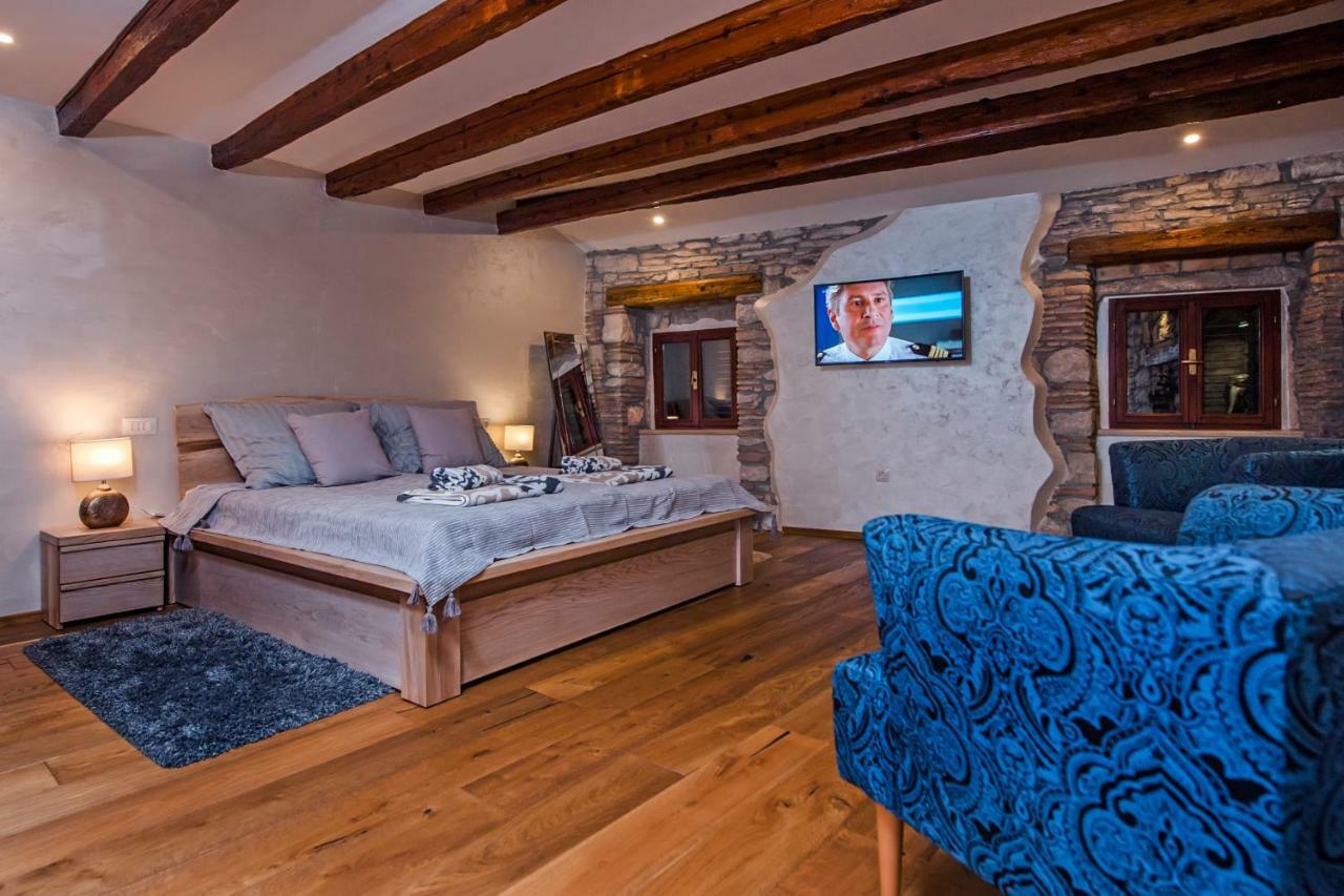 Your Choice Rovinj Bagian luar foto
